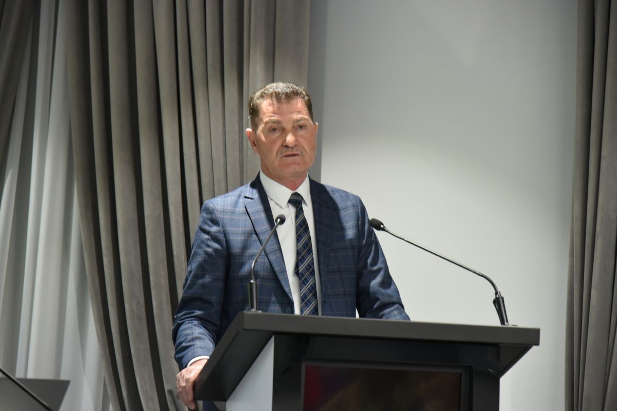 in memoriam Vasile Procopișin